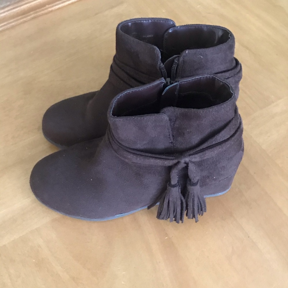Sugar Girls Size 3 Sugar Ankle boots (never worn) - Picture 1 of 10